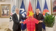 Đại diện FIFA thăm và làm việc với lãnh đạo VFF